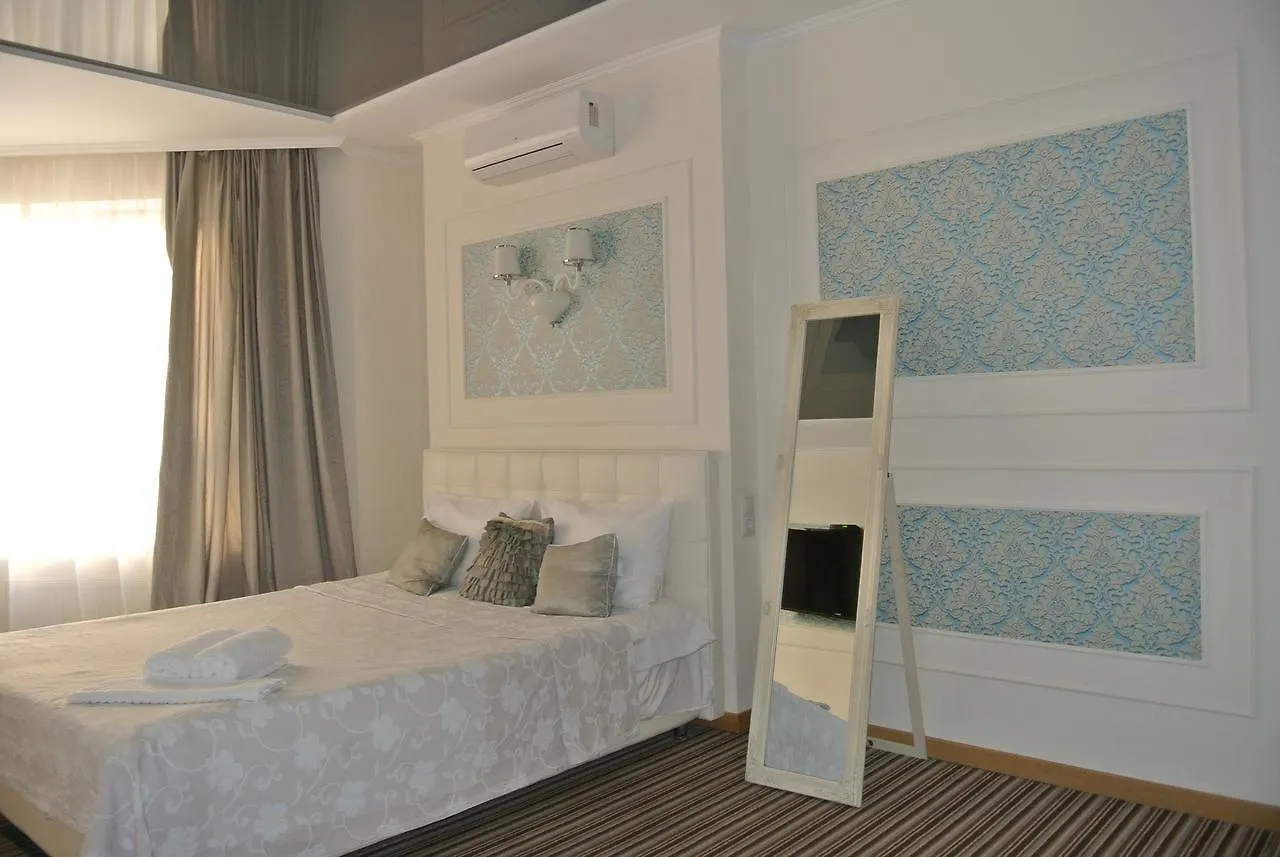 Mini Hotel On Poznyaky Kiev Ucrânia