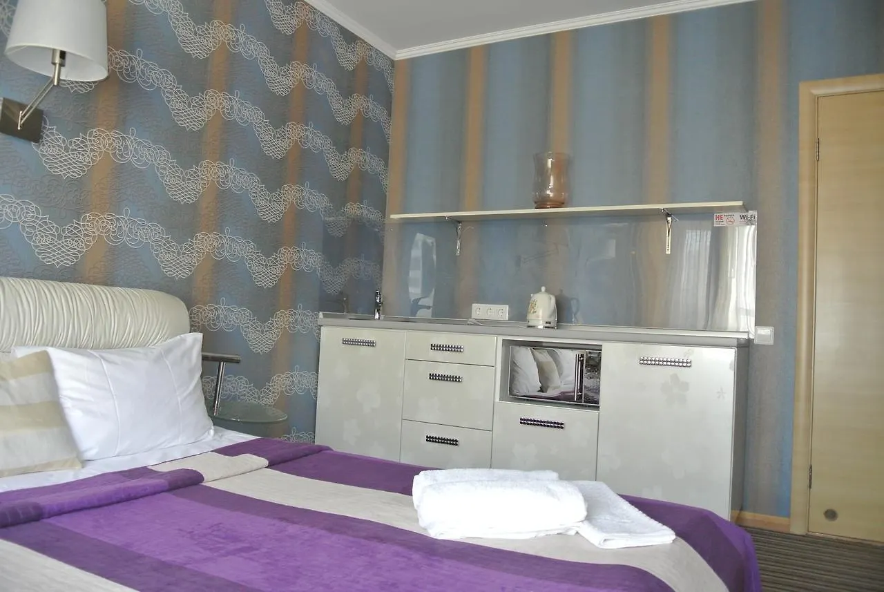 Mini Hotel On Poznyaky 키예프