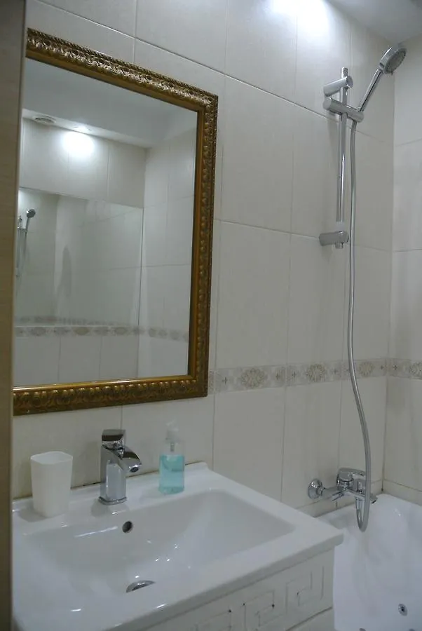 Mini Hotel On Poznyaky 키예프 우크라이나